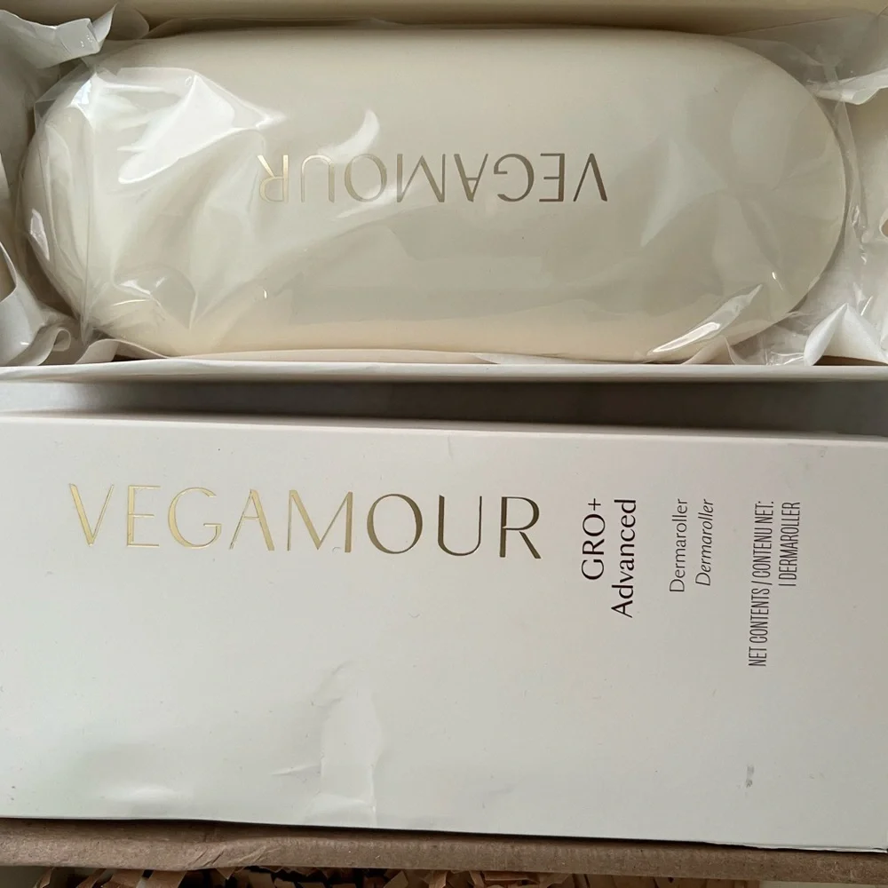 VeGamour Gold & Cream Roller for Scalp & Hair